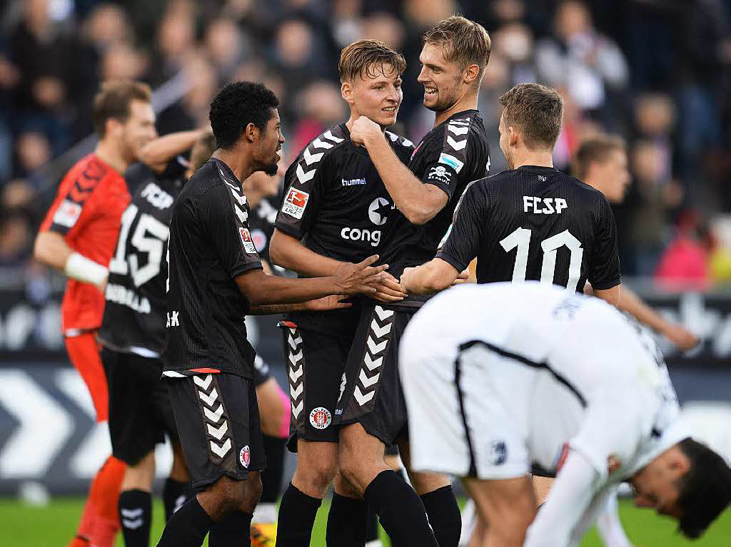 Keine gute Leistung geboten und verdient in Hamburg verloren - St. Pauli setzt sich gegen den SC Freiburg durch.