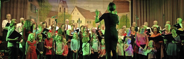 Singen macht Spa:  Unter diesem Motto...hliches Konzert fr alle Generationen.  | Foto: Regien Ounaas-Krusel