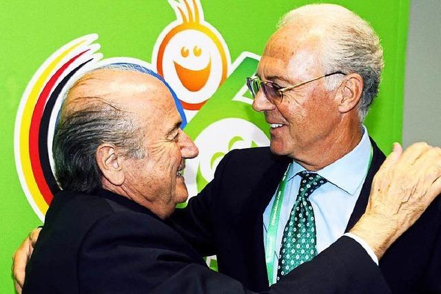 Beckenbauer gesteht einen Fehler in WM-Affre