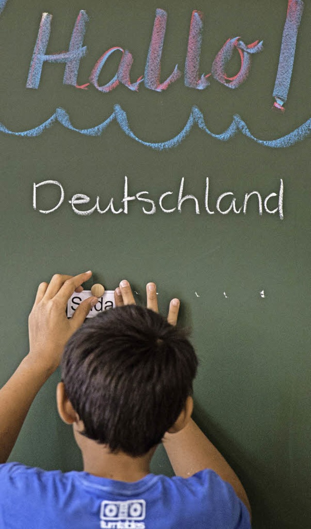 Kinder lernen  leichter eine neue Sprache als Erwachsene.  | Foto: dpa