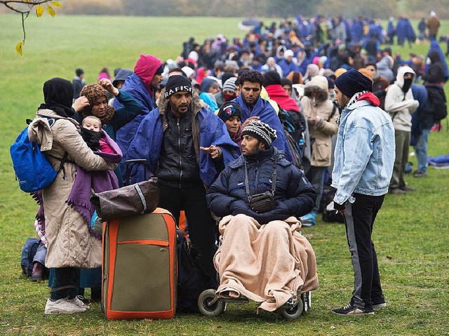 Flchtlinge an der deutsch-sterreichischen Grenze  | Foto: dpa