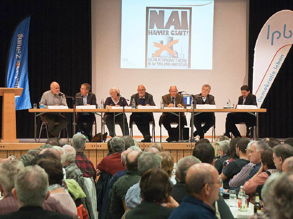 Blick aufs Podium: von links Axel Mayer, Michael Wehner, Friedel Bieselin, Bernd Nssler, Wolfgang Lang, Thomas Schnabel und Patrik Mller.
