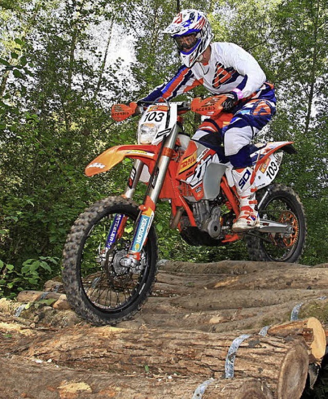 Mike Kunzelmann auf seiner Enduro 250 ccm KTM.  | Foto: Ivan Huth