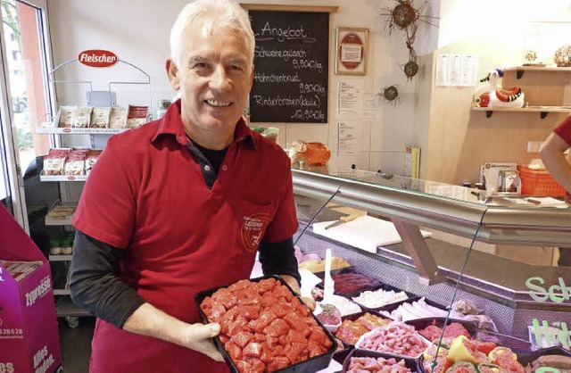 Joachim Lederer ist berzeugt: Wurst u...ren zu einer ausgewogenen Ernhrung.   | Foto: Sattelberger