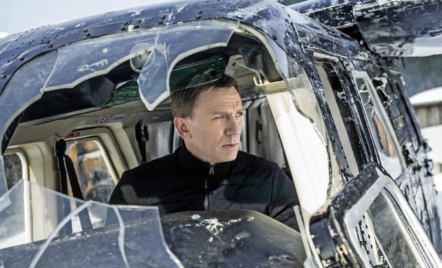 Totaler Krpereinsatz zu Wasser, zu La...der Luft: Daniel Craig als James Bond   | Foto: Sony