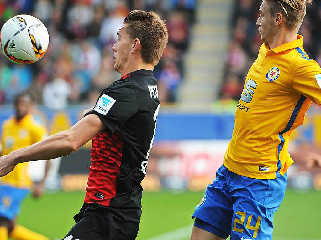 2:0 gefhrt und trotzdem verloren: Nach einer 2:0 Fhrung gibt der SC das Spiel und die drei Punkte aus der Hand.