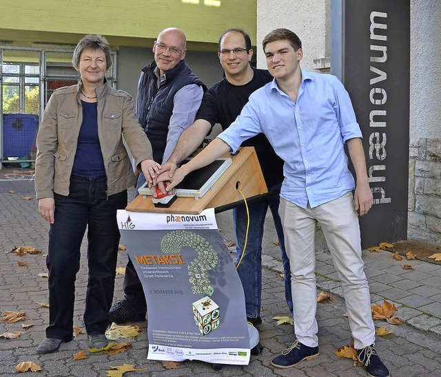 Bereit zum Quizzen: Helga Martin, Herm...ren Pirmin Gohn und Marcel Neidinger.   | Foto: Anika Maldacker