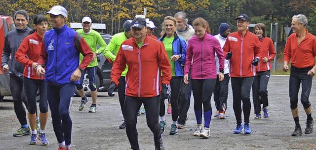 Viele sportliche Lauftreffler nahmen am eigenen Halbmarathon teil.  | Foto: norbert kriegl