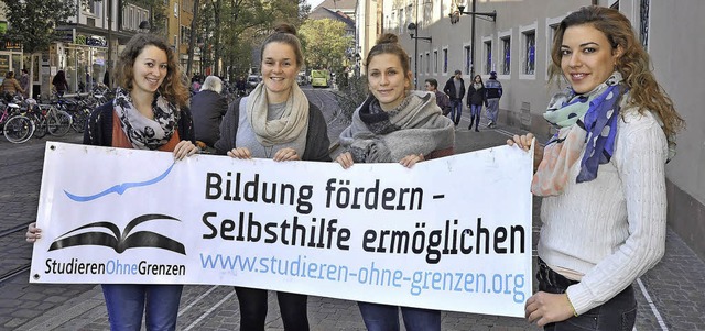 Freiburger Studentinnen fr bessere Bi...la Angona, Sarah Nitsche (von links).   | Foto: bamberger