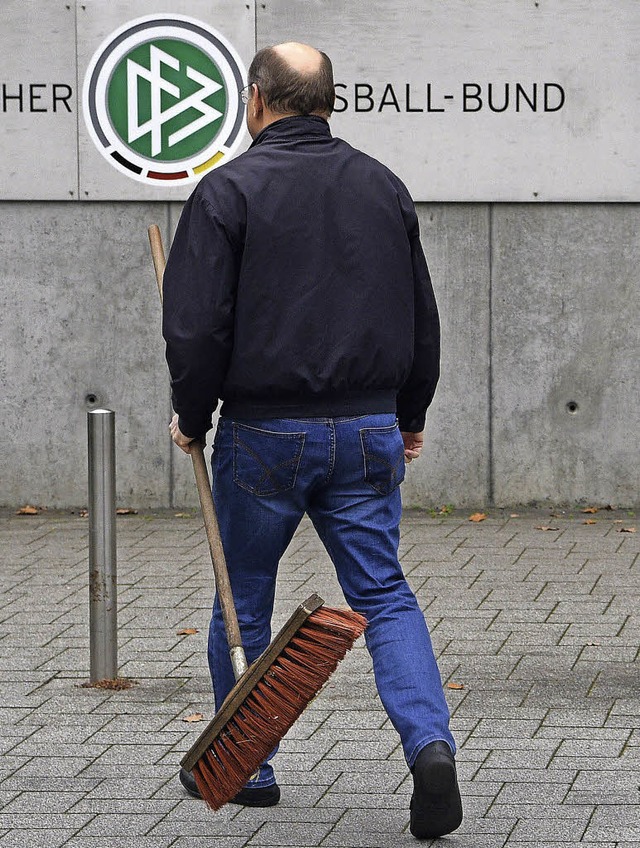 Hat jetzt das Groreinemachen beim DFB begonnen?   | Foto: dpa