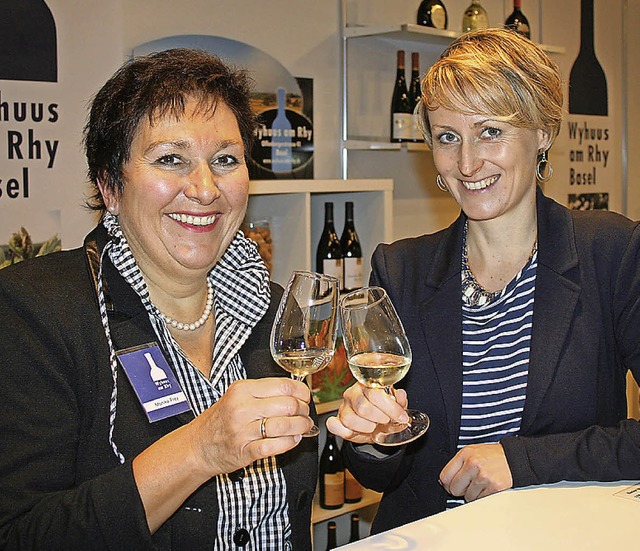 Die Wyhuus-Frauen (von links) Monika F...sucherzahl bei der Basler Weinmesse.    | Foto: BKM