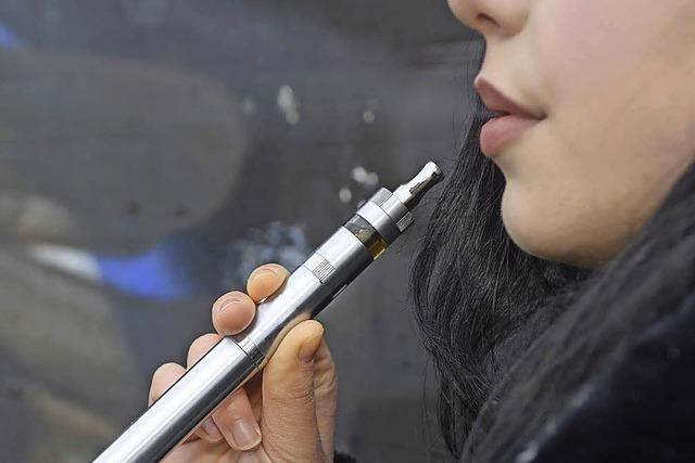 Minderjhrige drfen keine E-Zigaretten und E-Shishas rauchen