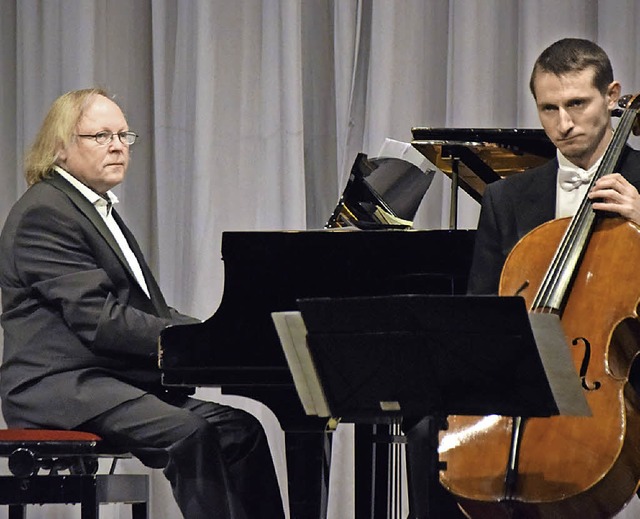 Wolfram Lorenzen am Flgel und Cyprian Kohut am Cello   | Foto: Sarah Nltner