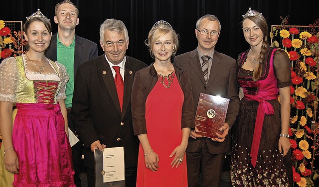 Ehrenpreis fr Weingut Moosmann: Annet...na Grodel (Breisgauer Weinprinzessin)   | Foto: Ringwald