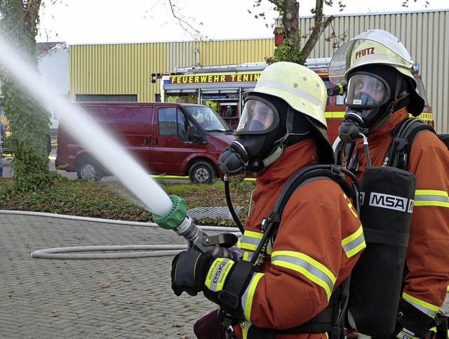 Hauptbung Feuerwehr Teningen  | Foto: Aribert Rssel
