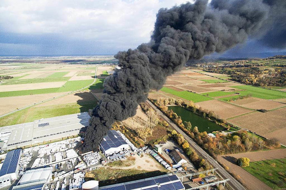 Brand Herbolzheim Drohne (Foto: Felix Schmidt) Brand Herbolzheim Drohne (Foto: Felix Schmidt)