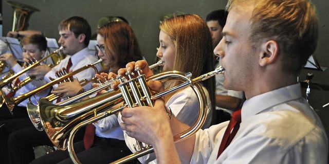 Ein Beispiel gelingender Jugendarbeit:... die Verbandsversammlung musikalisch.   | Foto: Daniel Gramespacher