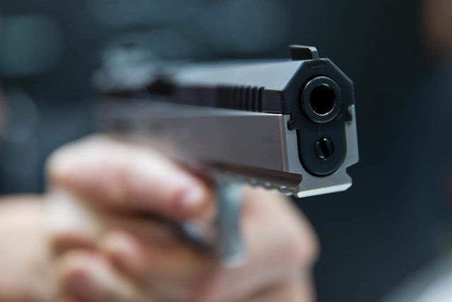 Polizei entdeckt Waffen-Arsenal bei 50-Jährigem in Uffhofen
