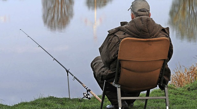 In diesem Jahr blieb die Angelleine h... der niedrige Wasserstand in der Alb.   | Foto: Symbolfoto: Jens Bttner (dpa)