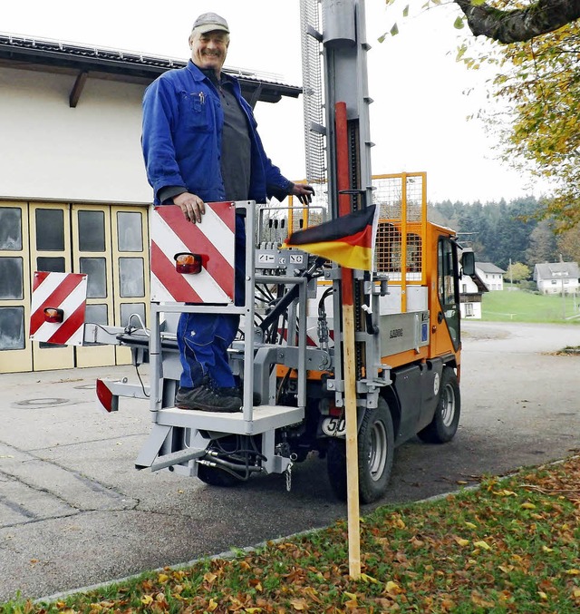 Der Winter kann kommen: Die Schneestec...gangenen Winter ein neues Rammgert.    | Foto: Wolfgang Adam