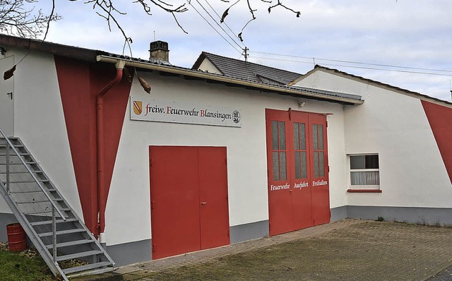 Die Sanierung des Feuerwehrdachs soll 23 000 Euro kosten.   | Foto: Langelott