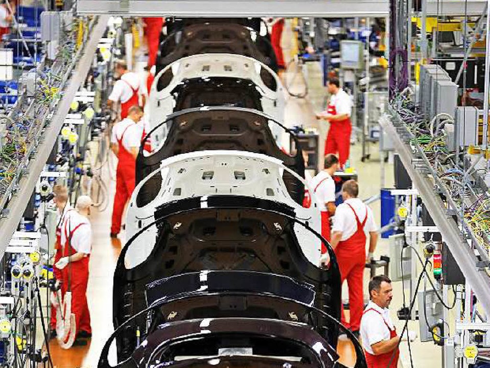 Frher ein beliebtes Mittel zur Steige...lieband, hier bei Porsche in Leipzig   | Foto: dpa