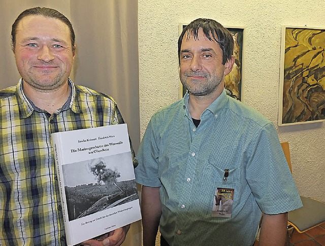 Sascha Kuhnert und Friedrich Wein und ihr Buch  | Foto: martina David-Wenk