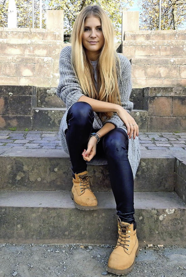 Fabienne liebt Schuhe &#8211; vor allem Boots und Turnschuhe.   | Foto: Schliesser