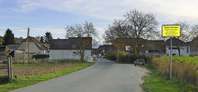 Der Ortseingang von Niederrimsingen an...is fnf Parkpltze geschaffen werden.   | Foto: Cecile Buchholz