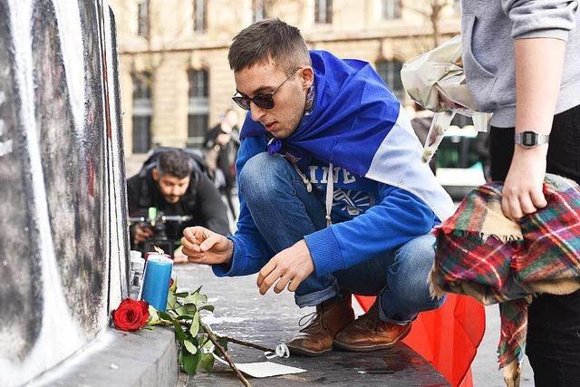 Fotos: Paris am Tag nach dem Terrorangriff