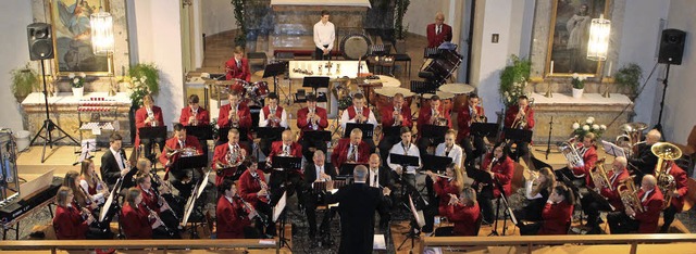 Daniel Moroso dirigierte erstmals das Kirchenkonzert des Musikvereins Istein.  | Foto: Cremer