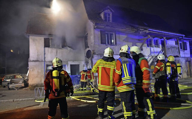 Brandstiftung in Altweil: Das Haus brannte vllig aus.   | Foto: Martin Eckert