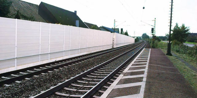 Die Bahngleise in Ringsheim mit Lärmschutzwand | Foto: VISUALISIERUNG: DEUTSCHE BAHN Die Bahngleise in Ringsheim mit Lärmschutzwand | Foto: VISUALISIERUNG: DEUTSCHE BAHN