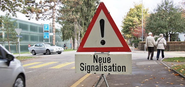 Die Verunsicherung ist gro: Seit kurz...uf die neue Signalisation aufmerksam.   | Foto: Valentin Zumsteg