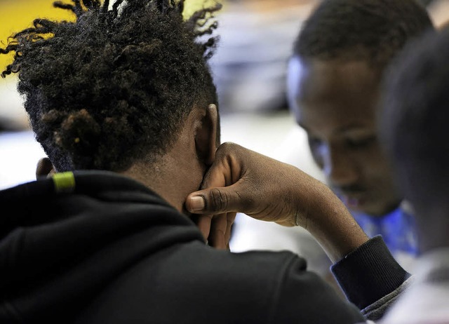 170 Flchtlinge sollen nach Lffingen kommen.   | Foto: dpa/Felix Kstle