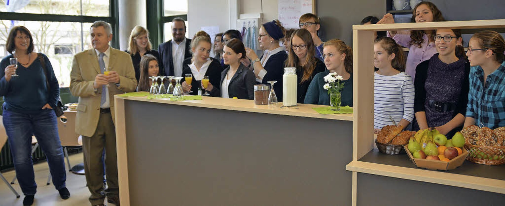Das Kant-Gymnasium hat einen neuen Tre...sgemeinschaft  aus Schülern übertrug.   | Foto: Schaffert/Isbilir