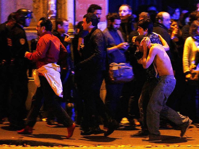 Mssen mit dem Trauma leben: Verletzte...ngekommene der Pariser Terroranschlge  | Foto: dpa