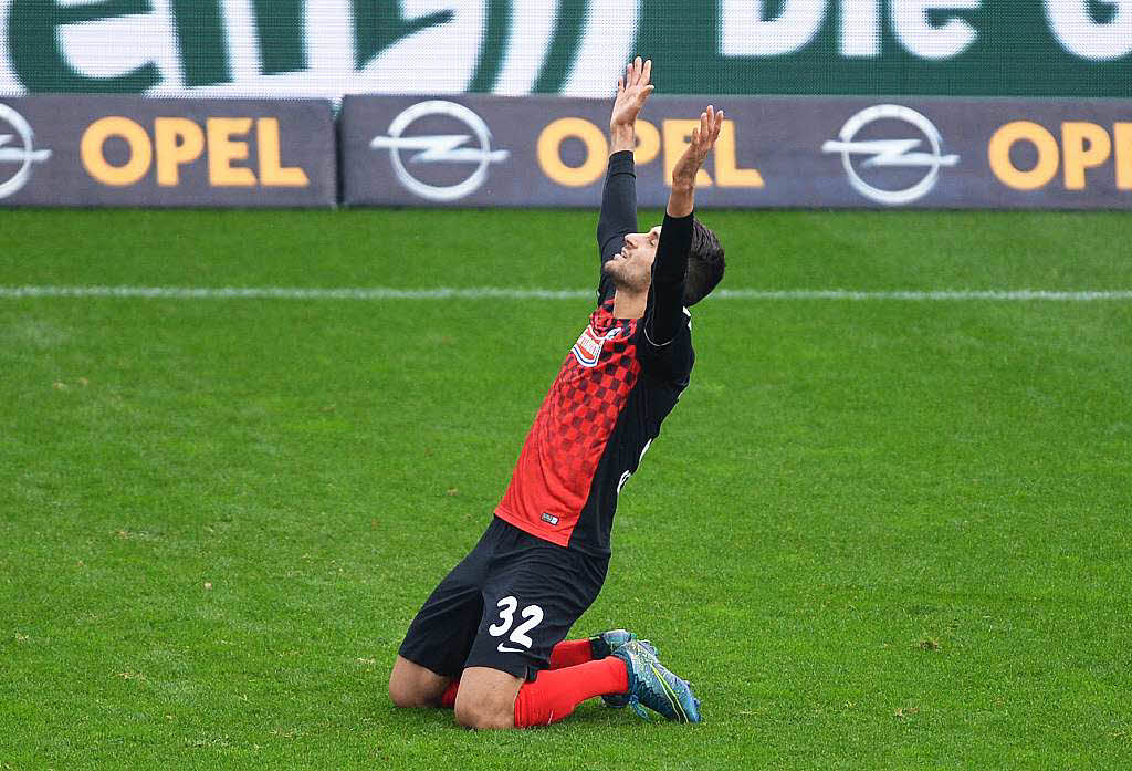 4:1 gewonnen und die Tabellenfhrung erobert: Ein gelungener Auftritt des SC Freiburg.