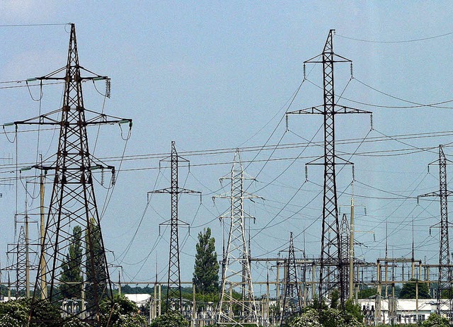 Von der Ukraine aus wird die Krim mit Strom versorgt.   | Foto: DPA