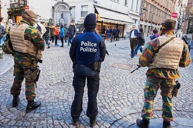 Höchster Terroralarm in Brüssel bleibt bestehen