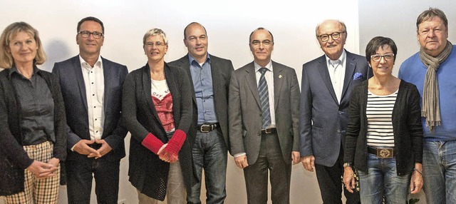 Die neugewhlten Beisitzer Barbara Ber...sfhrenden Wabe-Vorstand (von links).   | Foto: Rothermel
