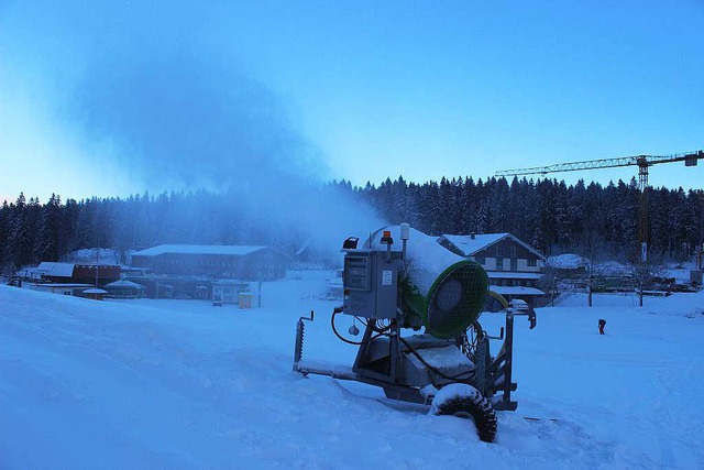 Winterlicher Feldberg: Die Skisaison wird sptestens am Freitag erffnet.  | Foto: Joachim Frommherz