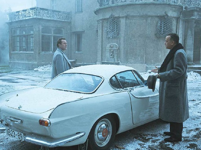 Im eisigen Berlin: Sebastian Koch (l.)  und Tom Hanks   | Foto: 20th Century Fox