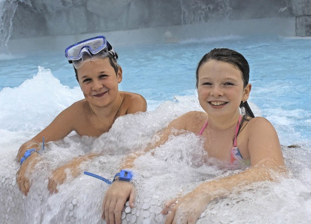 Viel Spa hatten die Kinderi m Sprudelbecken.  | Foto: Benedikt Metzger