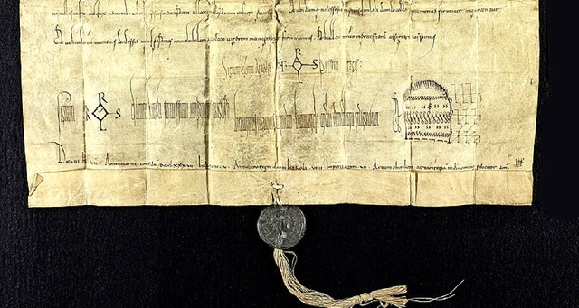 So sieht die &#8222;Geburtsurkunde&#82...unterzeichnet von Karl III. , Kaiser.   | Foto: Stiftsarchiv St. Gallen