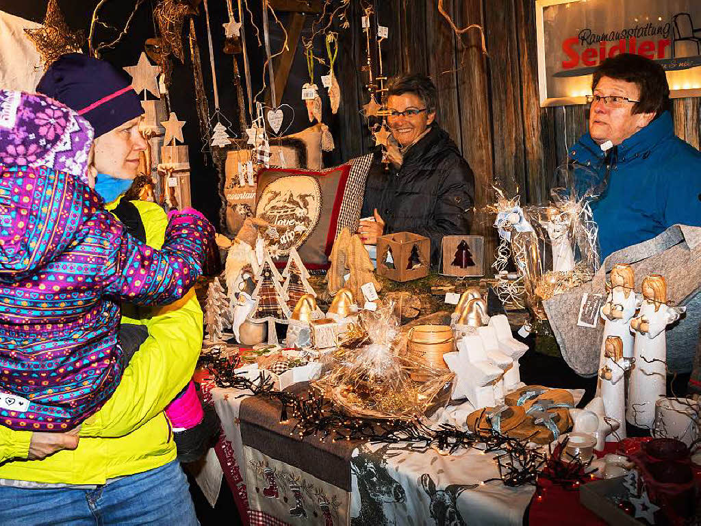Impressionen vom Weihnachtsmarkt Grafenhausen