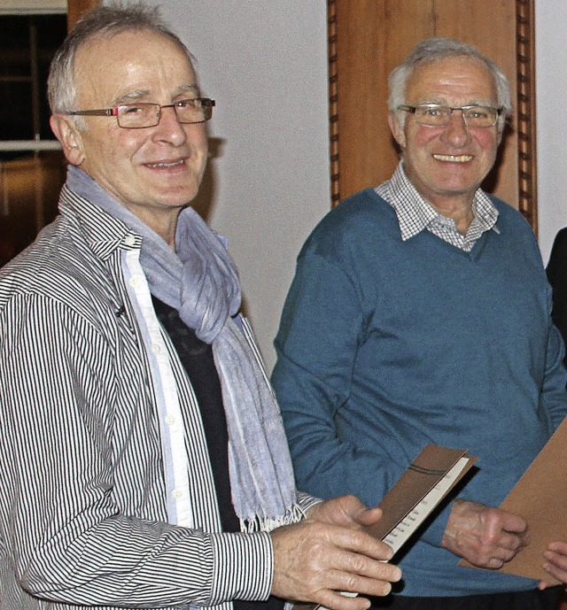 Treue Mitglieder wurde beim Kirchenchor in St. NMrgen geehrt.  | Foto: Erick Krieger