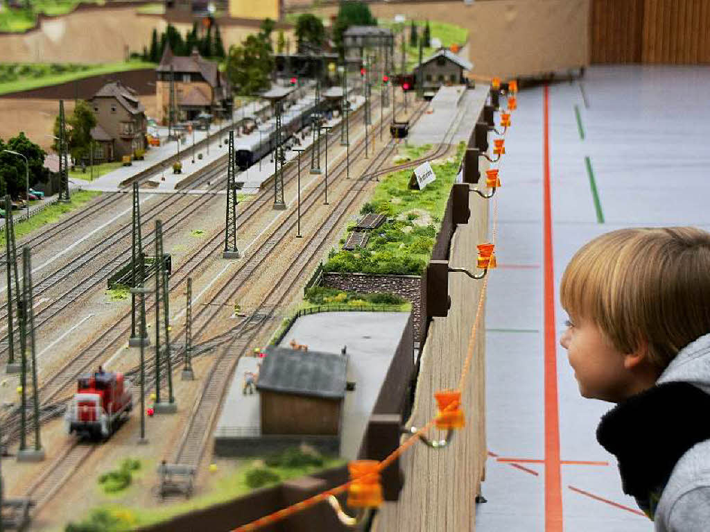 Viel zu entdecken gab es fr Jung und Alt bei der Modellbahnausstellung der Eisenbahnfreunde Breisgau.