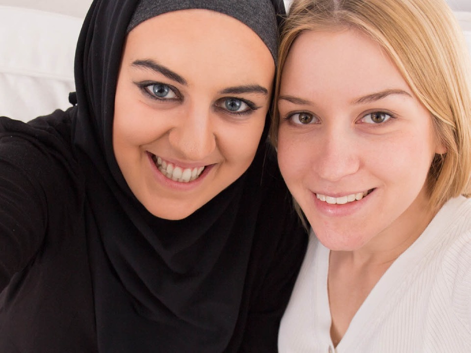 Rassismus lebt von Vorurteilen. Doch z...agen kommen sie zum Glck nicht immer.  | Foto: Photographee.eu / Fotolia.com