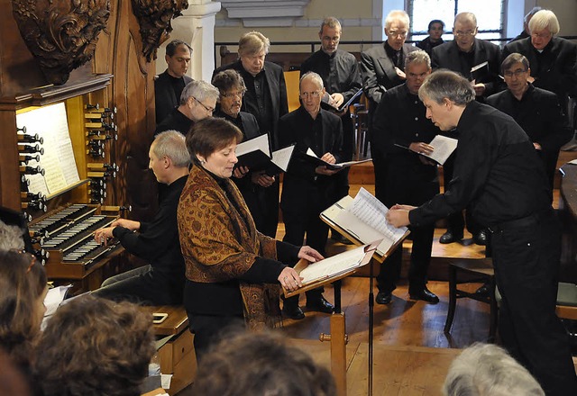 Julia Mende sang das Seckinger-Lied &#...estaltete das Konzert wesentlich mit.   | Foto: Sandra Martin